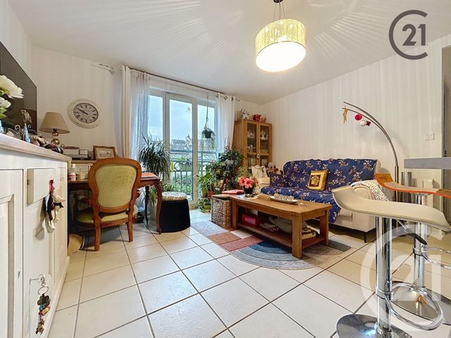 Appartement F2 à vendre - 2 pièces - 41,33 m2 - Montereau Fault Yonne - 77 - ILE-DE-FRANCE