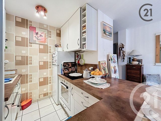 Appartement F2 à vendre - 2 pièces - 41,33 m2 - Montereau Fault Yonne - 77 - ILE-DE-FRANCE