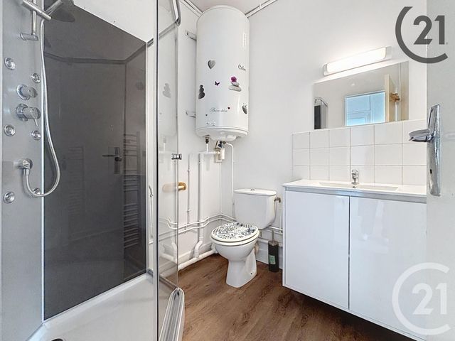 Appartement F2 à louer - 2 pièces - 44,50 m2 - Montereau Fault Yonne - 77 - ILE-DE-FRANCE