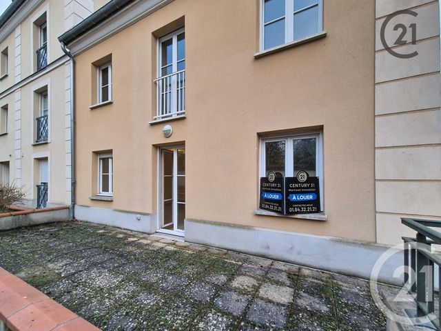 Appartement F4 &agrave; louer - 4 pi&egrave;ces - 89 m2 - Montereau Fault Yonne - 77 - ILE-DE-FRANCE