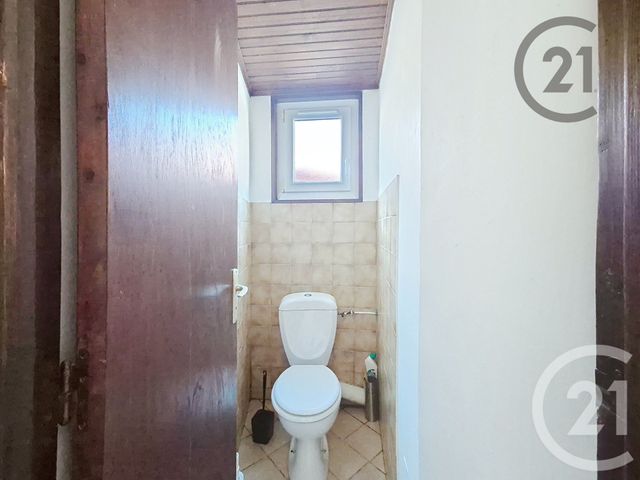 Appartement &agrave; louer - 3 pi&egrave;ces - 52 m2 - Montereau Fault Yonne - 77 - ILE-DE-FRANCE