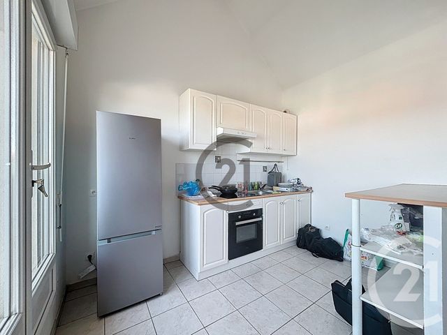 Appartement F3 &agrave; vendre - 3 pi&egrave;ces - 56,02 m2 - Montereau Fault Yonne - 77 - ILE-DE-FRANCE