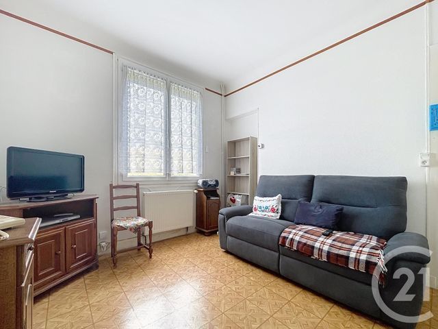 Maison &agrave; vendre - 3 pi&egrave;ces - 51 m2 - Montereau Fault Yonne - 77 - ILE-DE-FRANCE