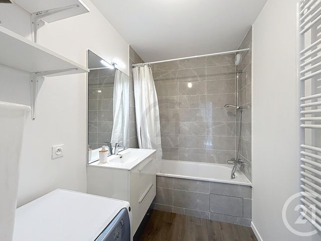 Appartement F2 &agrave; louer - 2 pi&egrave;ces - 42,50 m2 - Cannes Ecluse - 77 - ILE-DE-FRANCE