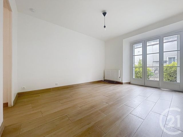 Appartement F3 à vendre MONTEREAU FAULT YONNE