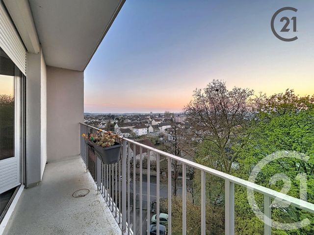 Appartement F3 &agrave; vendre - 3 pi&egrave;ces - 67,23 m2 - Montereau Fault Yonne - 77 - ILE-DE-FRANCE