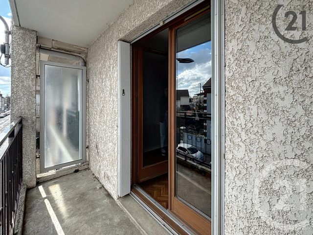 Appartement F2 &agrave; louer - 2 pi&egrave;ces - 61,30 m2 - Montereau Fault Yonne - 77 - ILE-DE-FRANCE