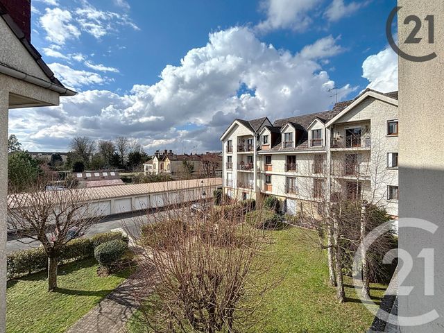 Appartement F2 &agrave; louer - 2 pi&egrave;ces - 61,30 m2 - Montereau Fault Yonne - 77 - ILE-DE-FRANCE