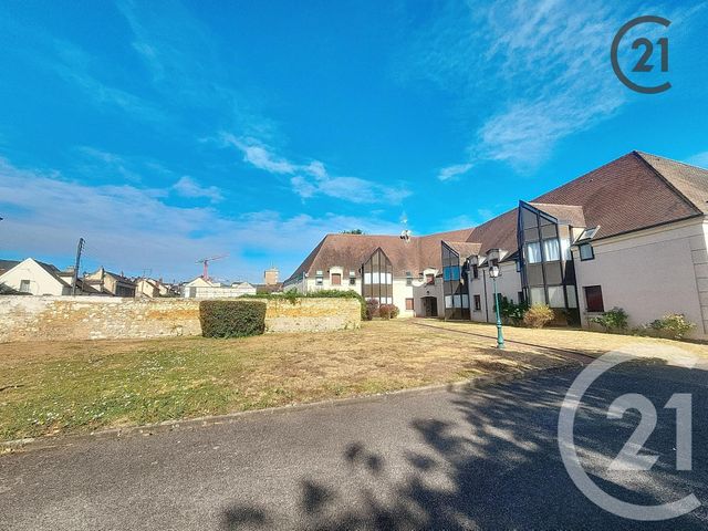 Appartement F4 &agrave; louer - 4 pi&egrave;ces - 86,25 m2 - Montereau Fault Yonne - 77 - ILE-DE-FRANCE