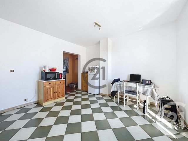 Appartement F2 bis &agrave; vendre - 3 pi&egrave;ces - 48,78 m2 - Montereau Fault Yonne - 77 - ILE-DE-FRANCE