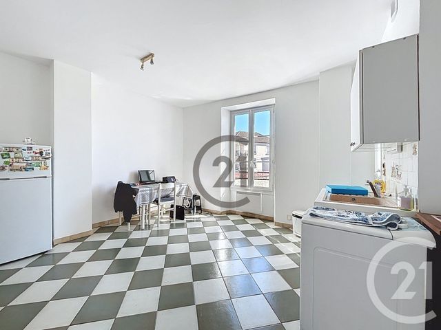 Appartement F2 bis &agrave; vendre - 3 pi&egrave;ces - 48,78 m2 - Montereau Fault Yonne - 77 - ILE-DE-FRANCE