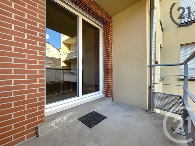 Appartement F2 &agrave; louer - 2 pi&egrave;ces - 43 m2 - Montereau Fault Yonne - 77 - ILE-DE-FRANCE