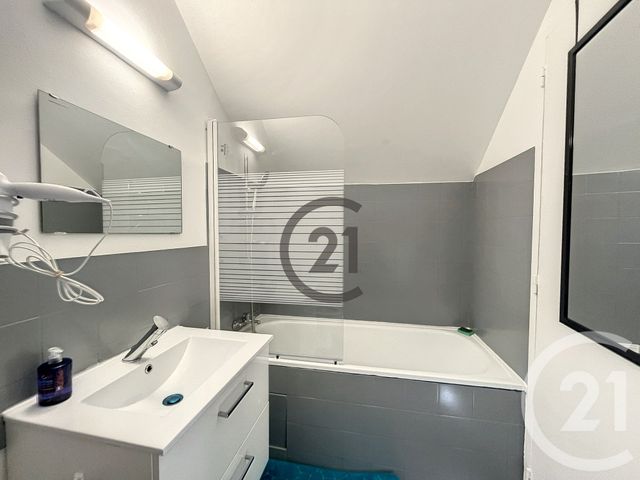 Appartement F1 &agrave; vendre - 1 pi&egrave;ce - 12,29 m2 - Montereau Fault Yonne - 77 - ILE-DE-FRANCE