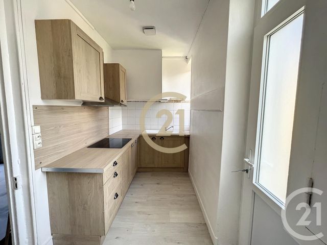 Maison &agrave; louer - 3 pi&egrave;ces - 75,20 m2 - Voulx - 77 - ILE-DE-FRANCE