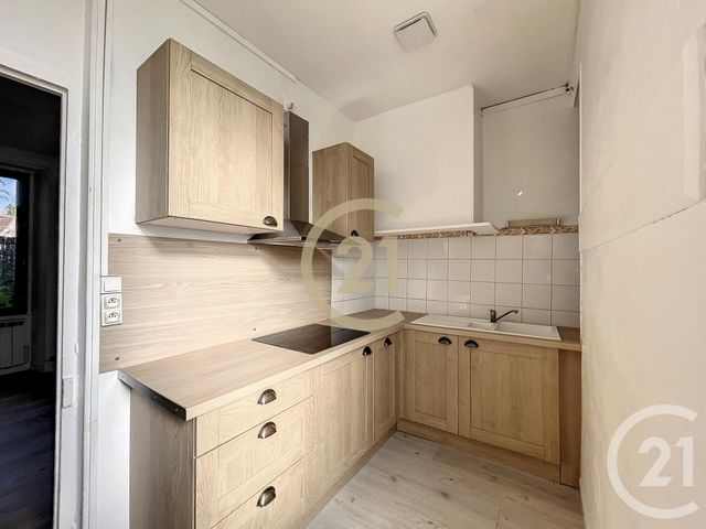 Maison &agrave; louer - 3 pi&egrave;ces - 75,20 m2 - Voulx - 77 - ILE-DE-FRANCE