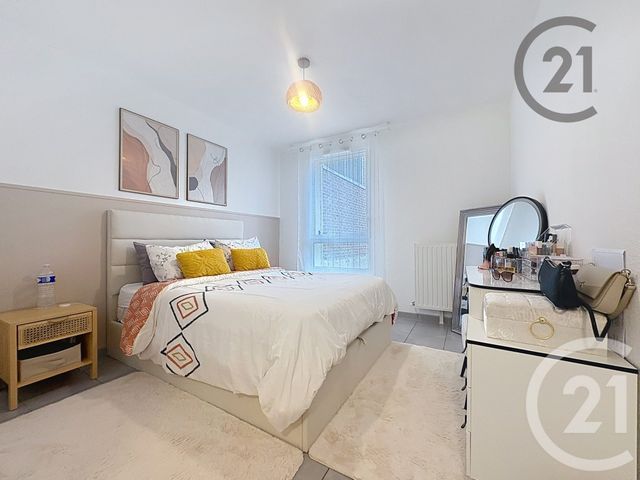 Appartement F3 &agrave; vendre - 3 pi&egrave;ces - 57 m2 - Montereau Fault Yonne - 77 - ILE-DE-FRANCE