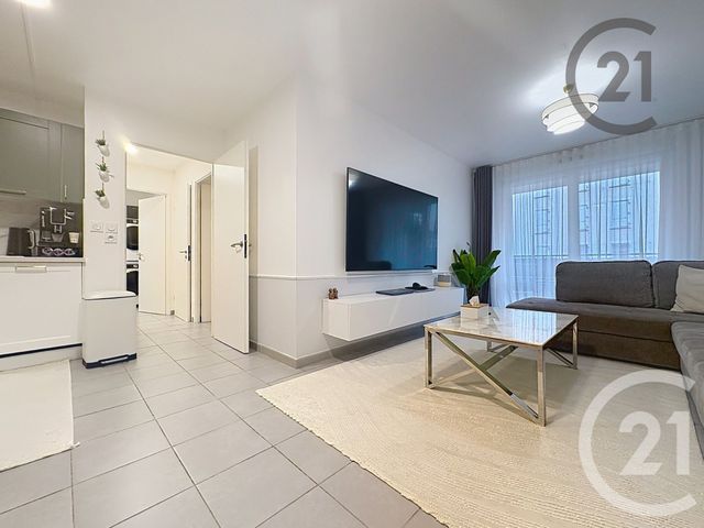 Appartement F3 &agrave; vendre - 3 pi&egrave;ces - 57 m2 - Montereau Fault Yonne - 77 - ILE-DE-FRANCE