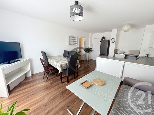 Appartement F3 &agrave; vendre - 3 pi&egrave;ces - 58,56 m2 - Montereau Fault Yonne - 77 - ILE-DE-FRANCE