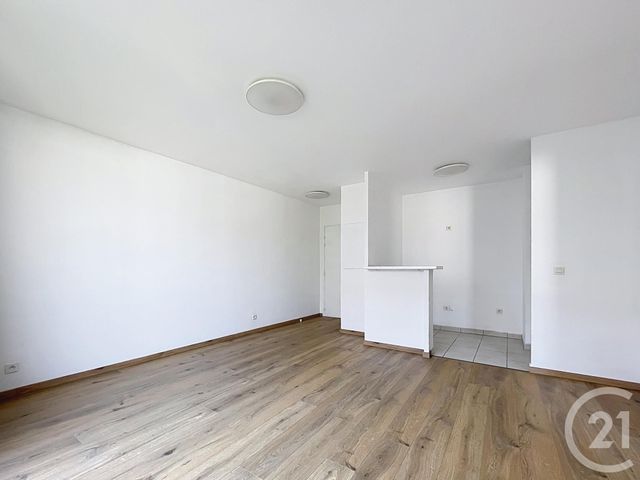 Appartement F2 &agrave; vendre - 2 pi&egrave;ces - 41,82 m2 - Montereau Fault Yonne - 77 - ILE-DE-FRANCE