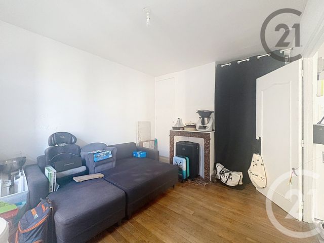 Appartement F4 &agrave; vendre - 4 pi&egrave;ces - 84,86 m2 - Montereau Fault Yonne - 77 - ILE-DE-FRANCE
