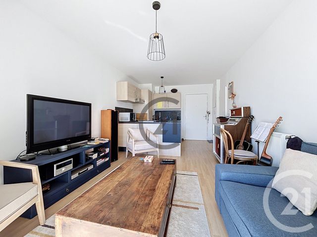 Appartement F2 &agrave; vendre - 2 pi&egrave;ces - 42,22 m2 - Montereau Fault Yonne - 77 - ILE-DE-FRANCE