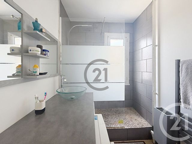 Appartement F2 &agrave; vendre - 2 pi&egrave;ces - 46,83 m2 - Montereau Fault Yonne - 77 - ILE-DE-FRANCE