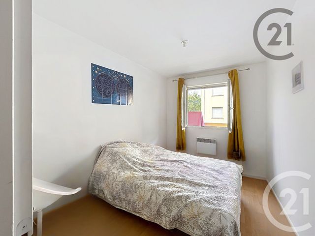 Appartement F2 &agrave; louer - 2 pi&egrave;ces - 46,50 m2 - Montereau Fault Yonne - 77 - ILE-DE-FRANCE