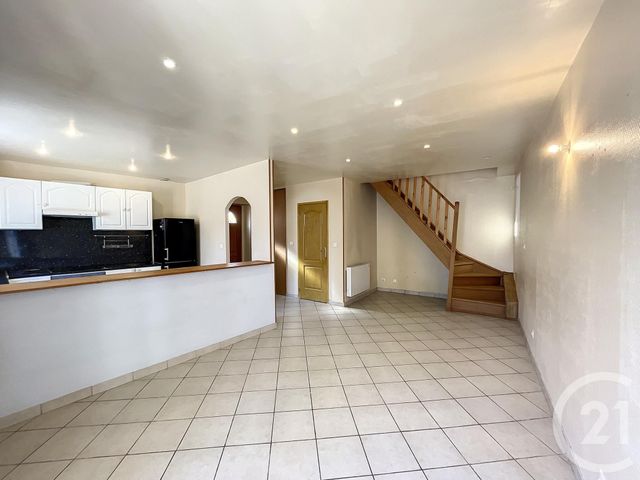 Maison &agrave; louer - 3 pi&egrave;ces - 73,21 m2 - Villeneuve Les Bordes - 77 - ILE-DE-FRANCE