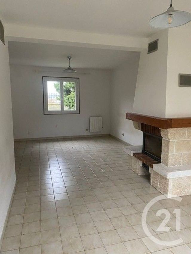Maison &agrave; louer - 5 pi&egrave;ces - 105,30 m2 - Marolles Sur Seine - 77 - ILE-DE-FRANCE