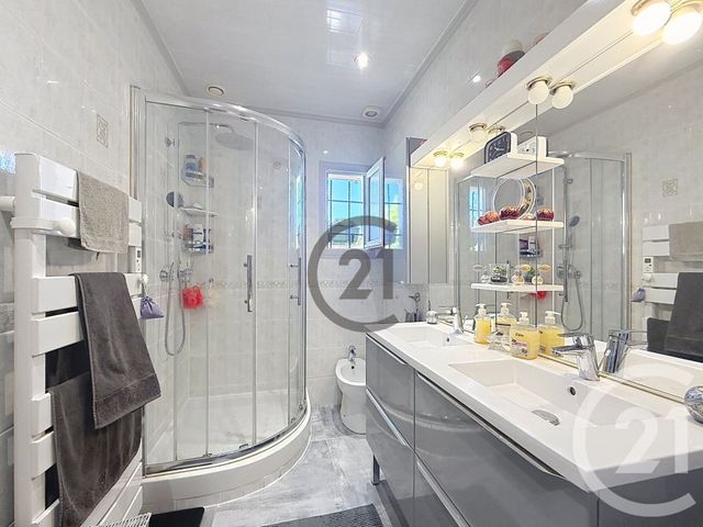 Maison &agrave; vendre - 4 pi&egrave;ces - 74 m2 - Cannes Ecluse - 77 - ILE-DE-FRANCE