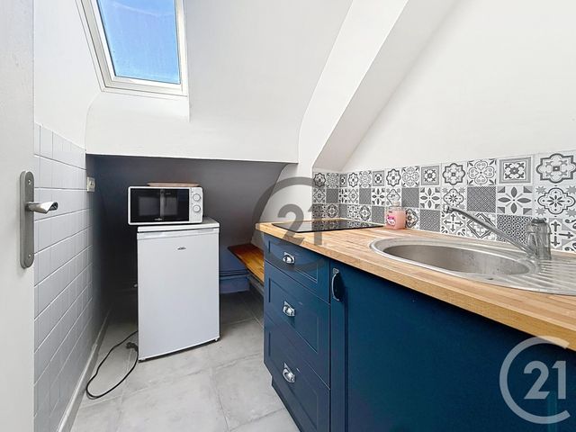 Appartement F1 &agrave; louer - 1 pi&egrave;ce - 22 m2 - Montereau Fault Yonne - 77 - ILE-DE-FRANCE
