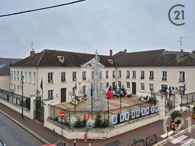 Appartement F1 &agrave; louer - 1 pi&egrave;ce - 22,22 m2 - Montereau Fault Yonne - 77 - ILE-DE-FRANCE
