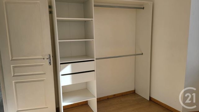 Immeuble &agrave; vendre - 324,42 m2 - Montereau Fault Yonne - 77 - ILE-DE-FRANCE