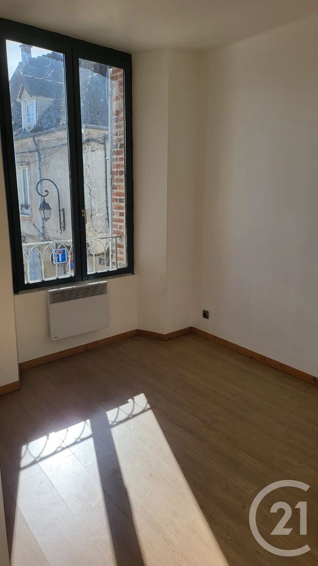 Immeuble &agrave; vendre - 324,42 m2 - Montereau Fault Yonne - 77 - ILE-DE-FRANCE