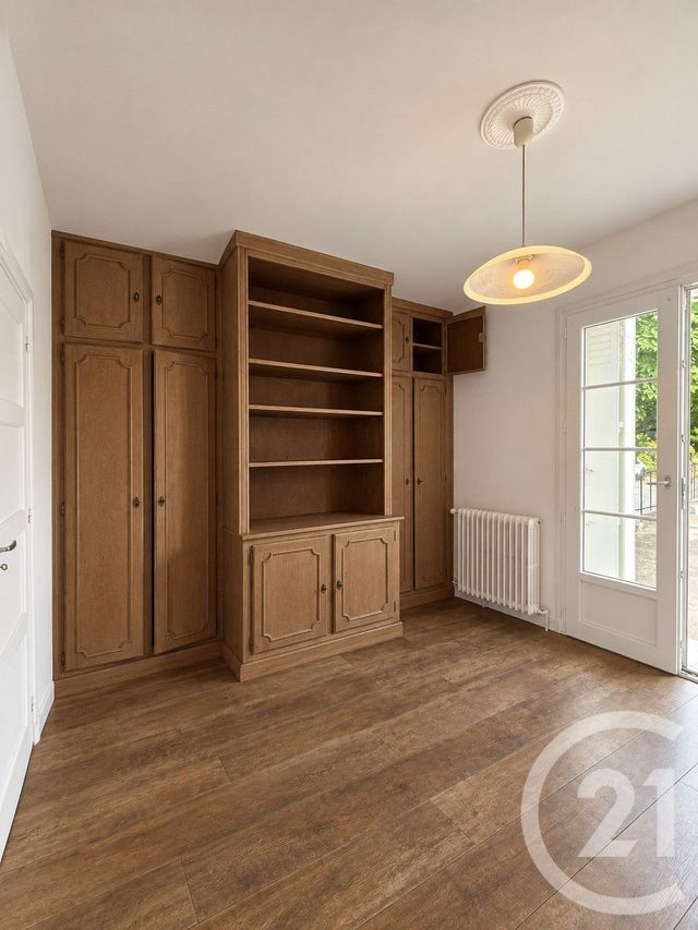 Appartement F3 &agrave; vendre - 3 pi&egrave;ces - 62,20 m2 - Montereau Fault Yonne - 77 - ILE-DE-FRANCE