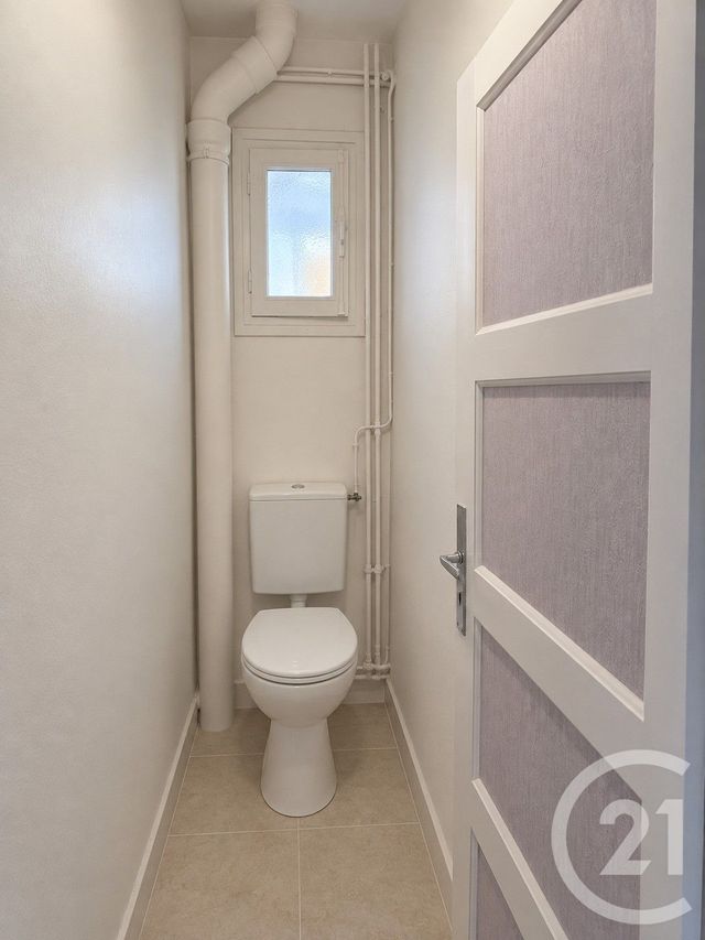 Appartement F3 &agrave; vendre - 3 pi&egrave;ces - 62,20 m2 - Montereau Fault Yonne - 77 - ILE-DE-FRANCE