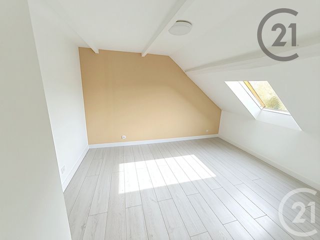 Appartement F4 &agrave; louer - 3 pi&egrave;ces - 44,61 m2 - Forges - 77 - ILE-DE-FRANCE