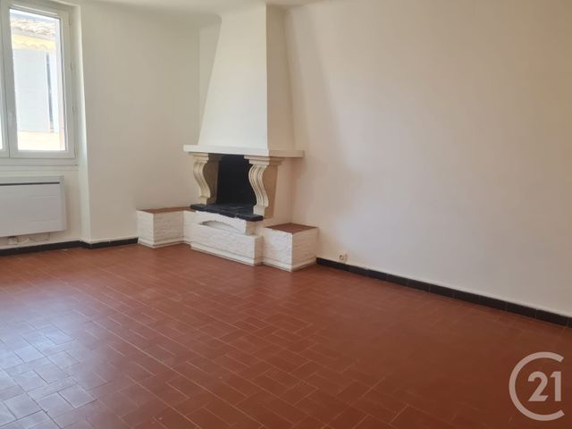 Appartement T2 &agrave; louer - 2 pi&egrave;ces - 51,83 m2 - Marignane - 13 - PROVENCE-ALPES-COTE-D-AZUR