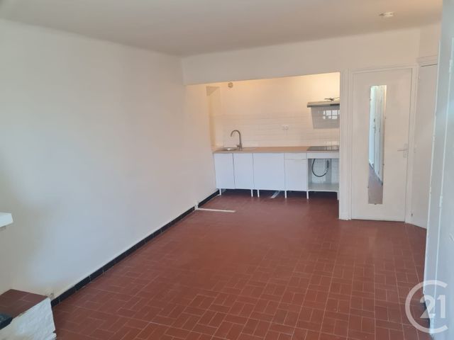 Appartement T2 &agrave; louer - 2 pi&egrave;ces - 51,83 m2 - Marignane - 13 - PROVENCE-ALPES-COTE-D-AZUR