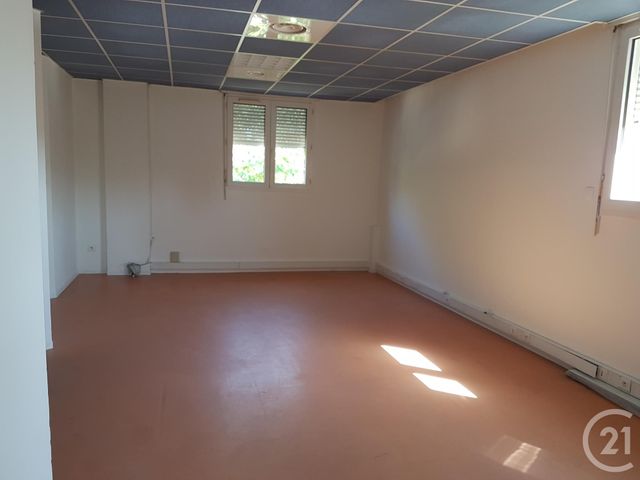 Local commercial à louer - 137.0 m2 - 13 - Bouches-du-Rhone
