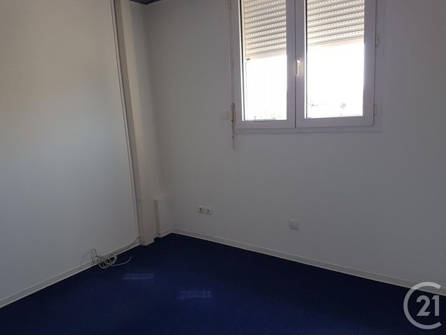 Local commercial à louer - 137.0 m2 - 13 - Bouches-du-Rhone