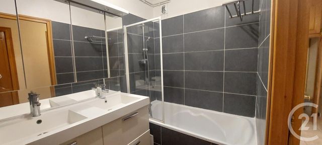 Appartement F4 à vendre - 4 pièces - 79,76 m2 - Marignane - 13 - PROVENCE-ALPES-COTE-D-AZUR