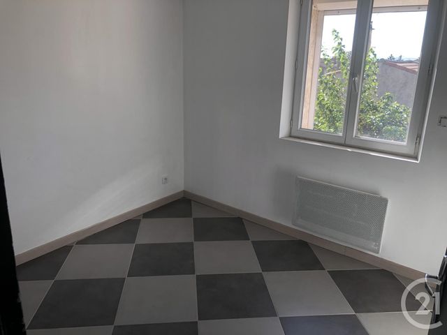 Appartement T2 à louer - 2 pièces - 29,97 m2 - Rognac - 13 - PROVENCE-ALPES-COTE-D-AZUR