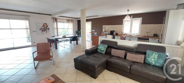 Maison à vendre - 6 pièces - 180 m2 - Gignac La Nerthe - 13 - PROVENCE-ALPES-COTE-D-AZUR