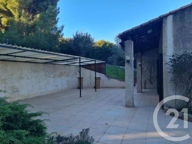 Maison à louer - 6 pièces - 119,71 m2 - Martigues - 13 - PROVENCE-ALPES-COTE-D-AZUR