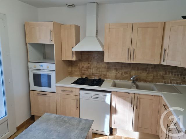 Maison à louer - 6 pièces - 119,71 m2 - Martigues - 13 - PROVENCE-ALPES-COTE-D-AZUR