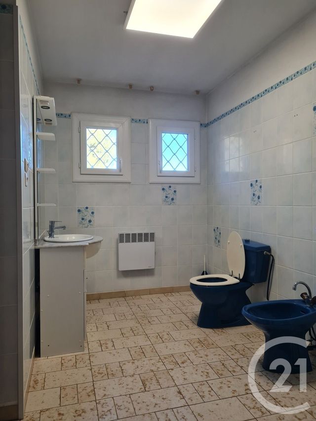 Maison à louer - 6 pièces - 119,71 m2 - Martigues - 13 - PROVENCE-ALPES-COTE-D-AZUR