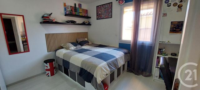 Maison à vendre - 5 pièces - 104 m2 - Marignane - 13 - PROVENCE-ALPES-COTE-D-AZUR