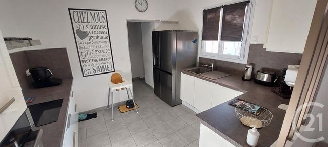 Maison à vendre - 5 pièces - 104 m2 - Marignane - 13 - PROVENCE-ALPES-COTE-D-AZUR