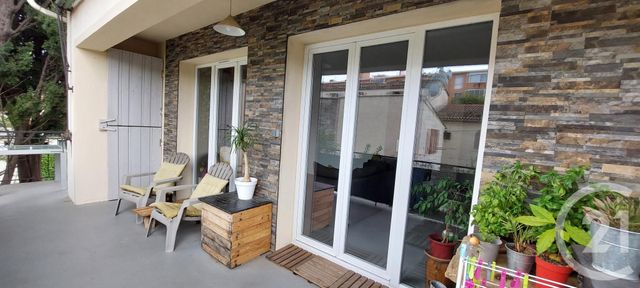 Appartement F5 à vendre - 5 pièces - 107 m2 - Marignane - 13 - PROVENCE-ALPES-COTE-D-AZUR